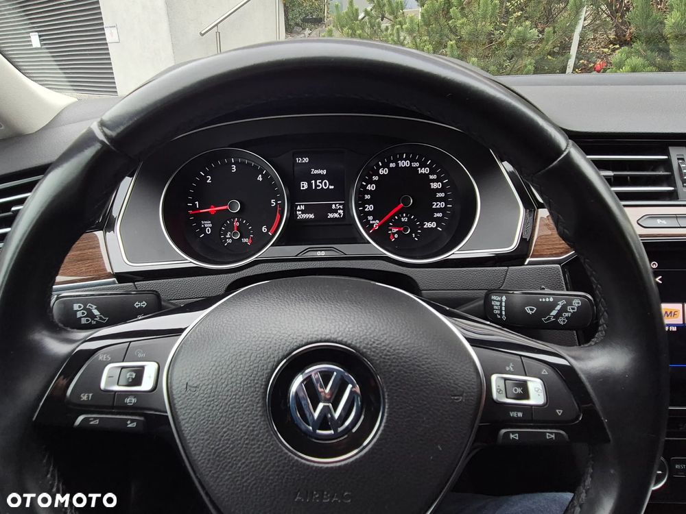 Volkswagen Passat 2.0 TDI BMT Highline - 19