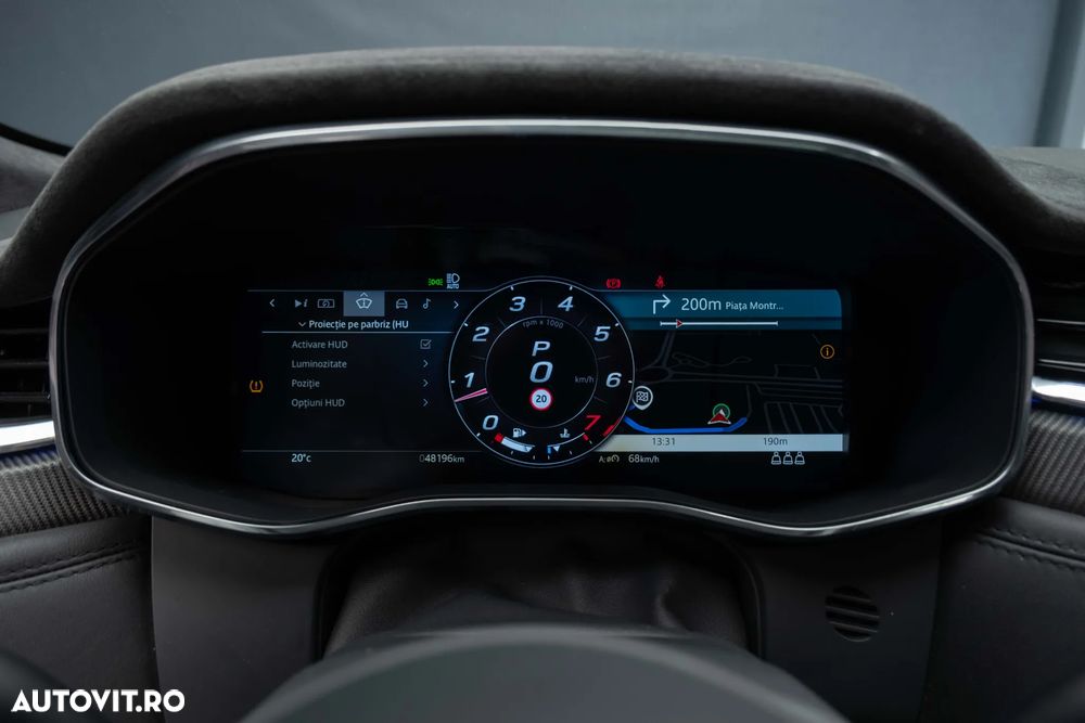 Jaguar F-Pace P550 AWD SVR - 17