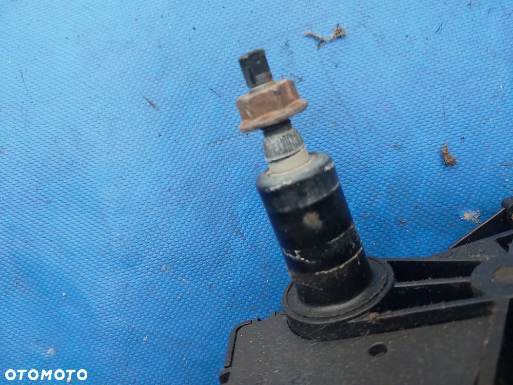 Silniczek tylnej wycieraczki Volkswagen Golf Bora Polo Seat Leon Skoda Octavia tył tylnej klapy Valeo 404.425B/4  404425B - 4