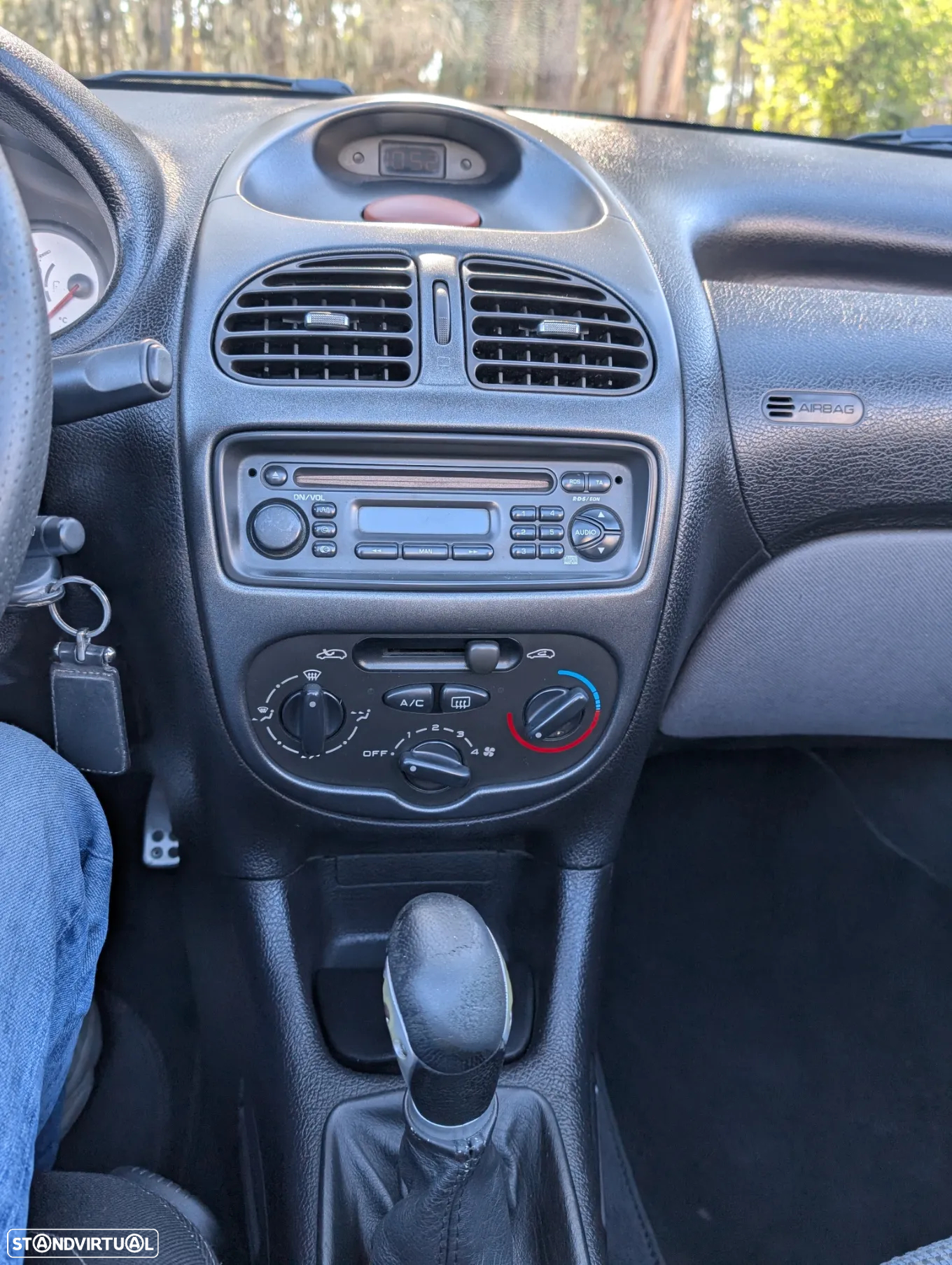 Peugeot 206 CC 1.6 - 19