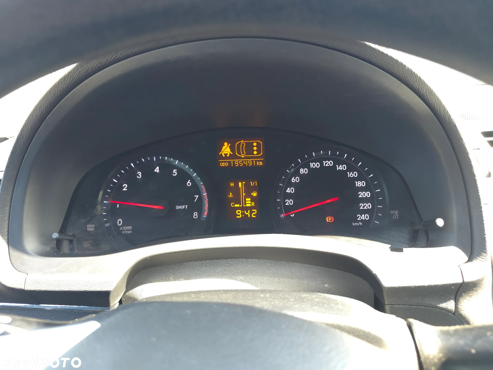 Toyota Avensis 2.0 D-4D Luna - 26