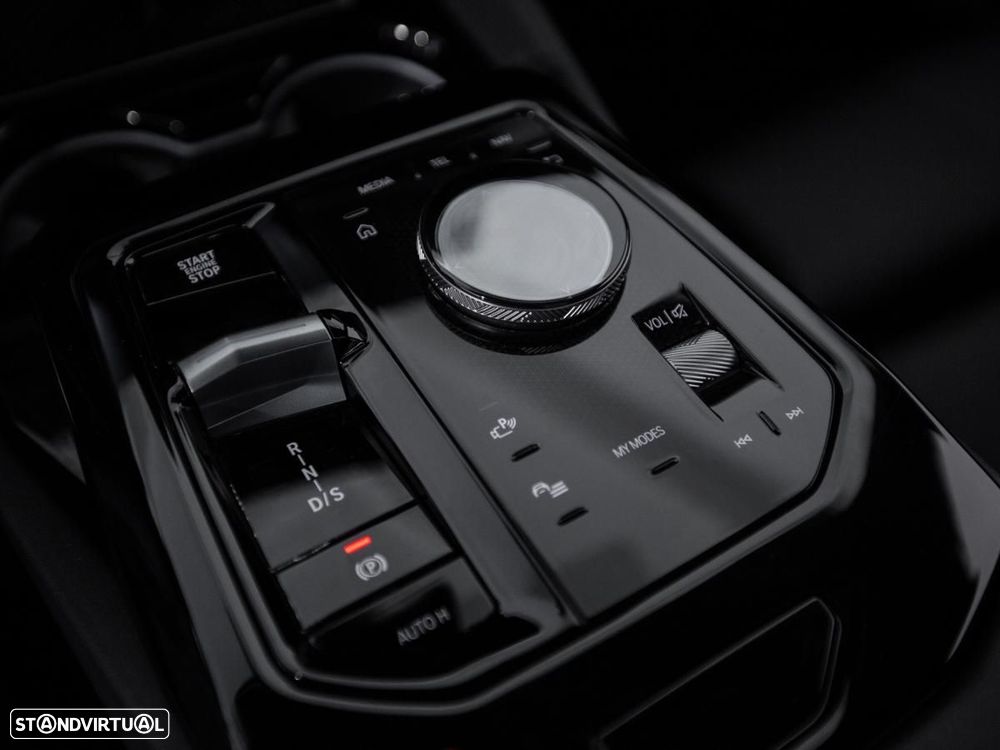 BMW 530 e Pack Desportivo M - 25