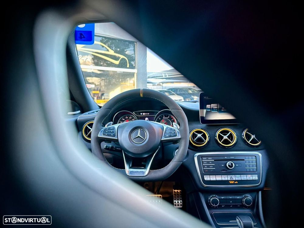 Mercedes-Benz CLA 45 AMG - 9