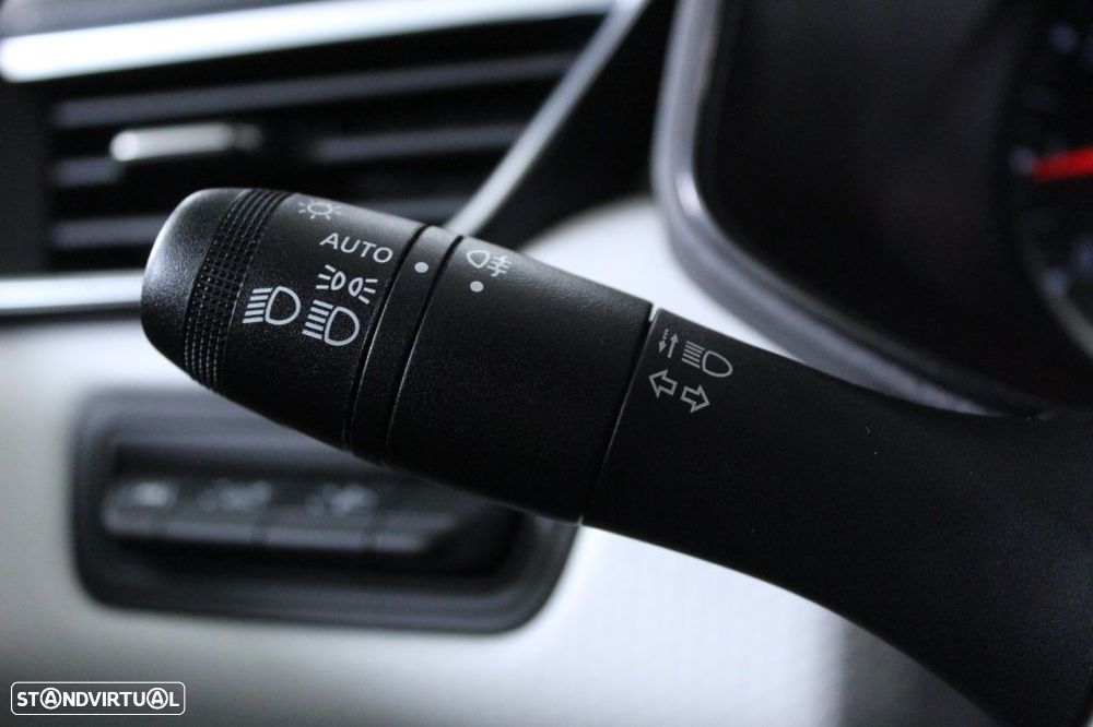 Renault Clio 1.0 TCe Evolution - 25