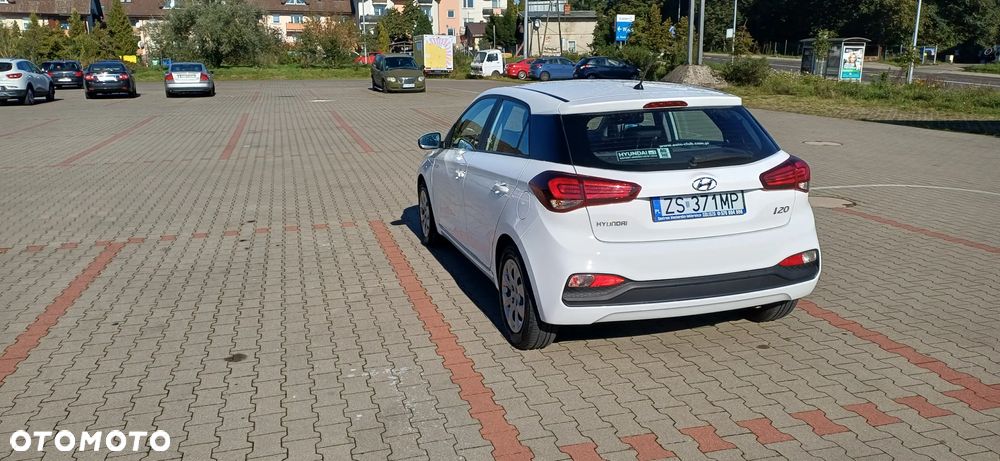Hyundai i20 - 3