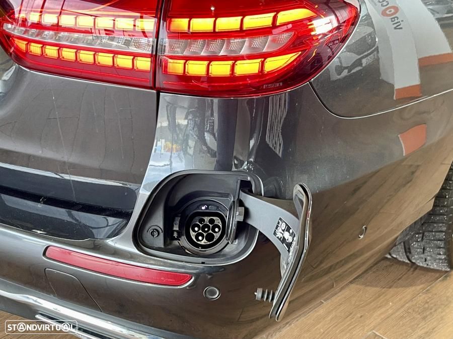 Mercedes-Benz E 300 de 9G-TRONIC Avantgarde - 9