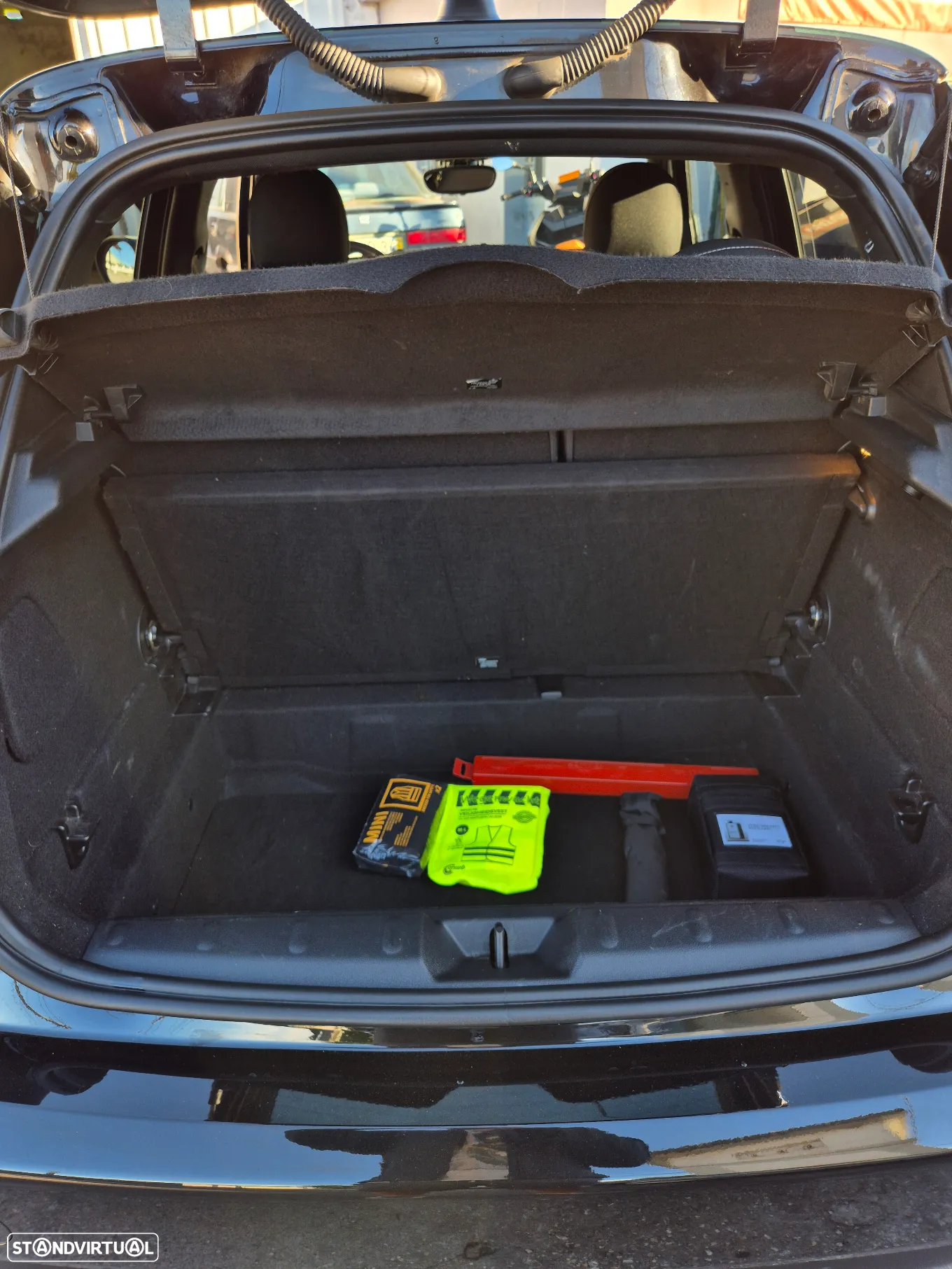 MINI 5 Portas Cooper 4Business Plus Auto - 26