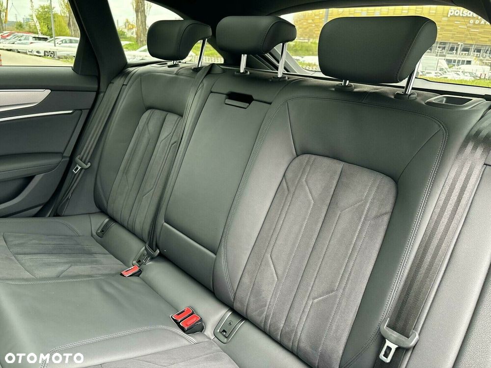 Audi A6 Allroad - 14