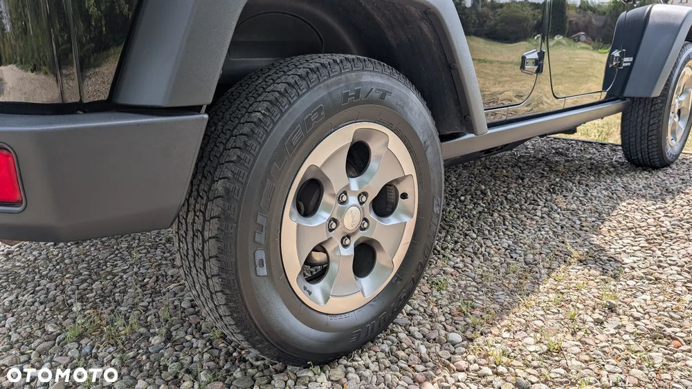 Jeep Wrangler 3.6 Unlim Rubicon - 16