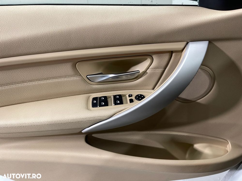 BMW Seria 3 320d Aut. Advantage - 24