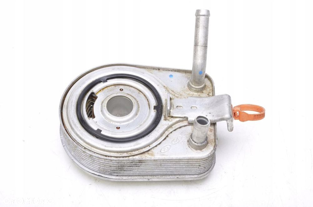 NIRO 1.6 H CHŁODNICZKA PODSTAWA FILTRA OLEJU 2021R