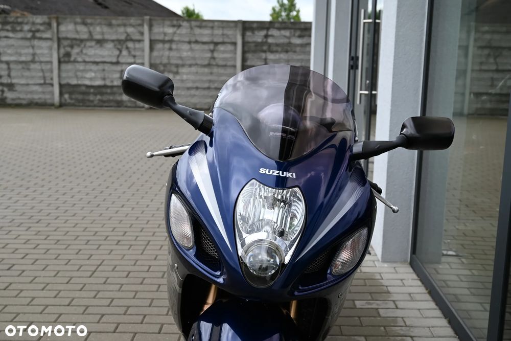 Suzuki GSX-R - 6