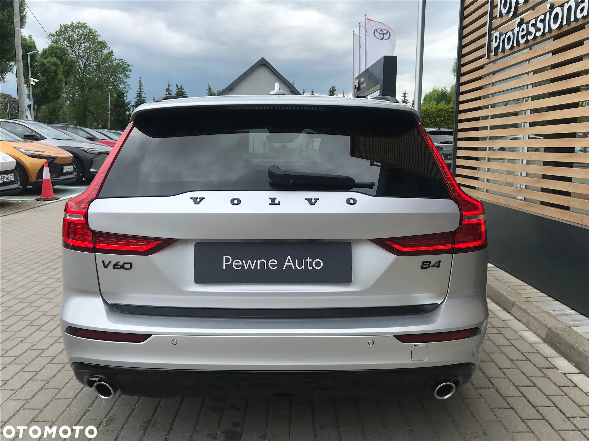 Volvo V60 - 10