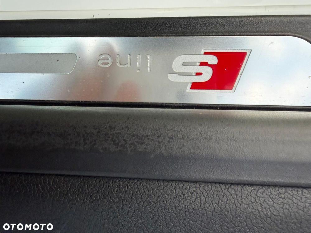 Audi A5 Coupé 2.0 TDI DPF quattro - 22