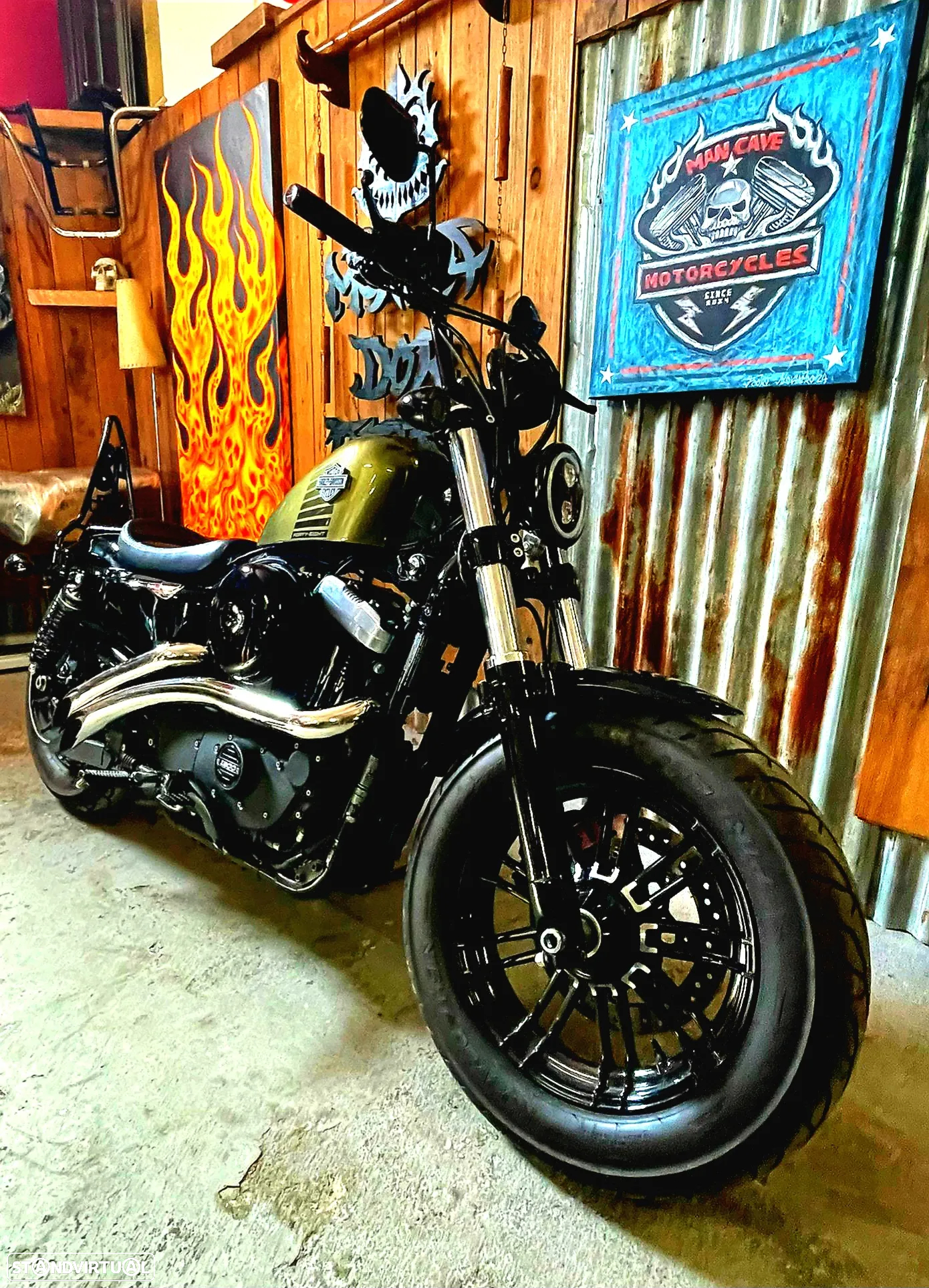 Harley-Davidson XL - 4