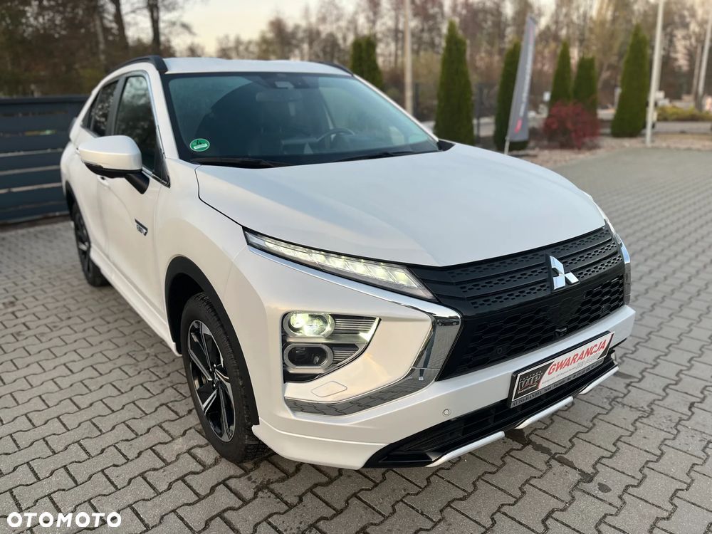 Mitsubishi Eclipse Cross Plug-In Hybrid 4WD Plus Select - 3