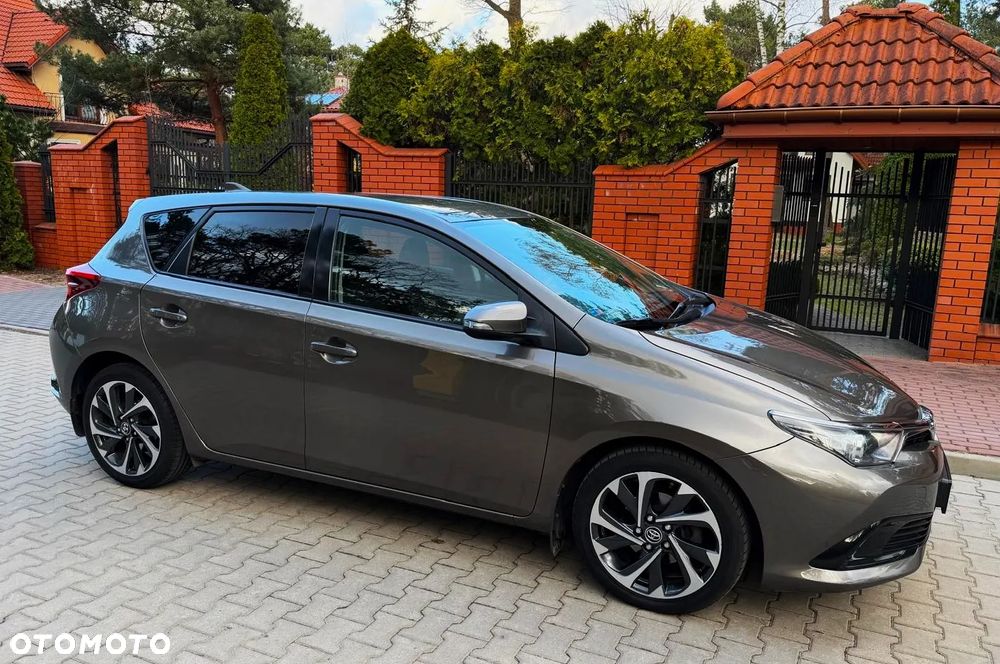 Toyota Auris 1.33 VVT-i Comfort - 11