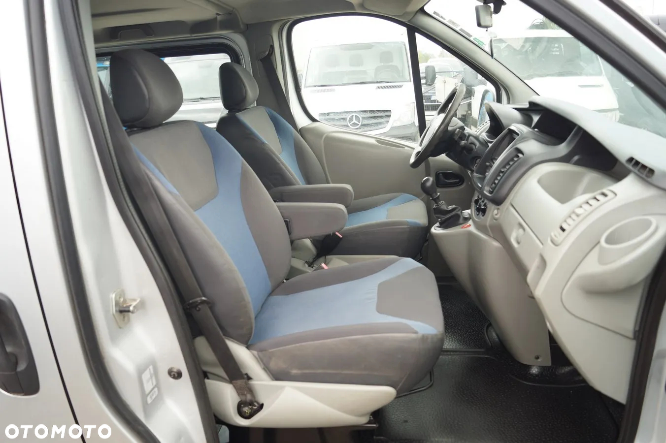 Renault Trafic - 19