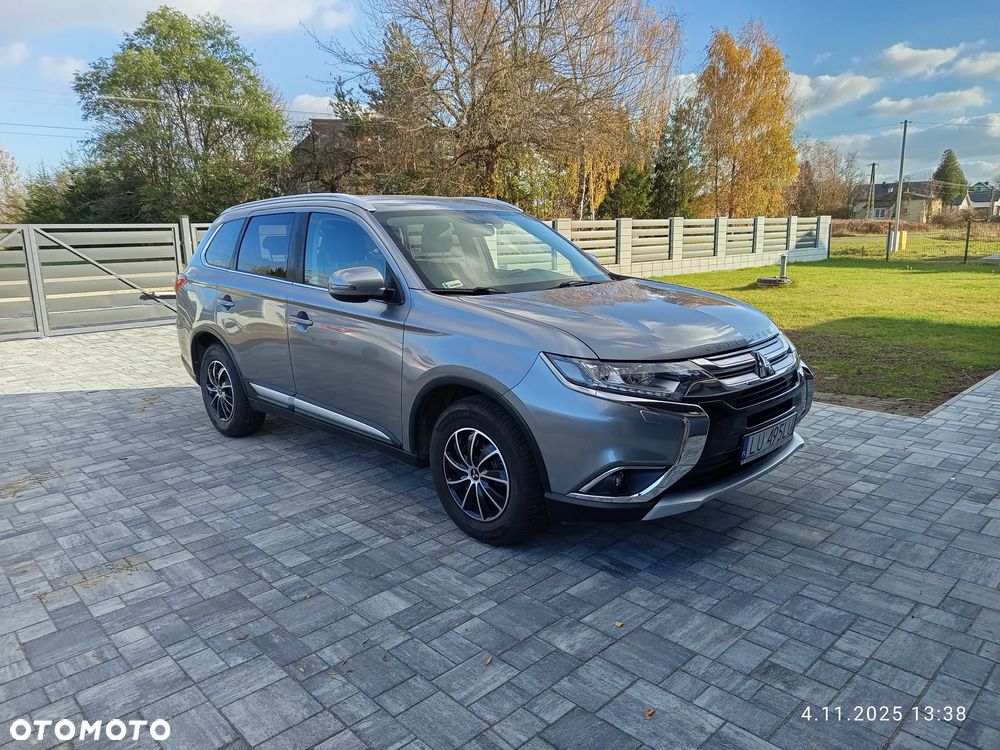 Mitsubishi Outlander 2.0 Intense + Navi 4WD CVT - 1