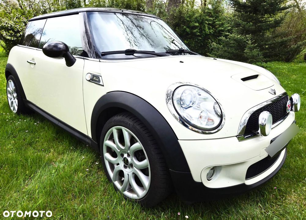 MINI Cooper S 50 Mayfair - 14