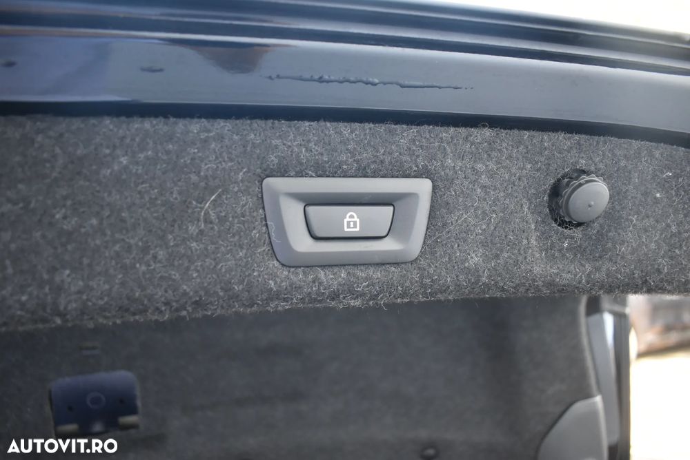 BMW Seria 5 520d xDrive AT MHEV - 21