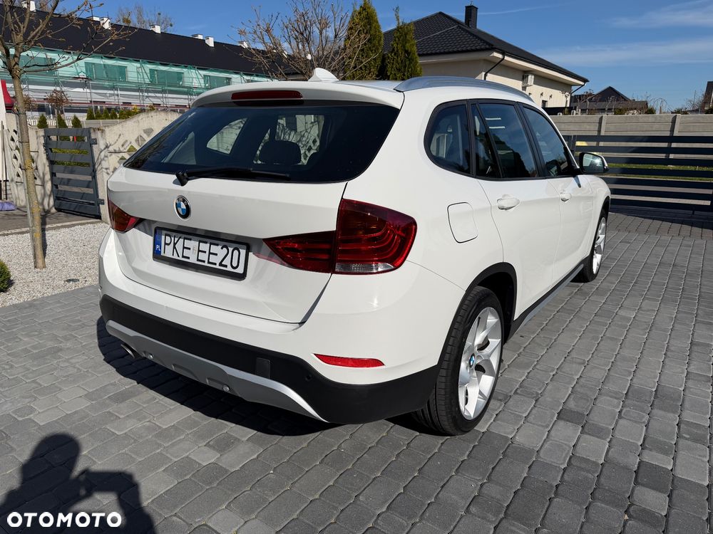 BMW X1 sDrive18d xLine - 9