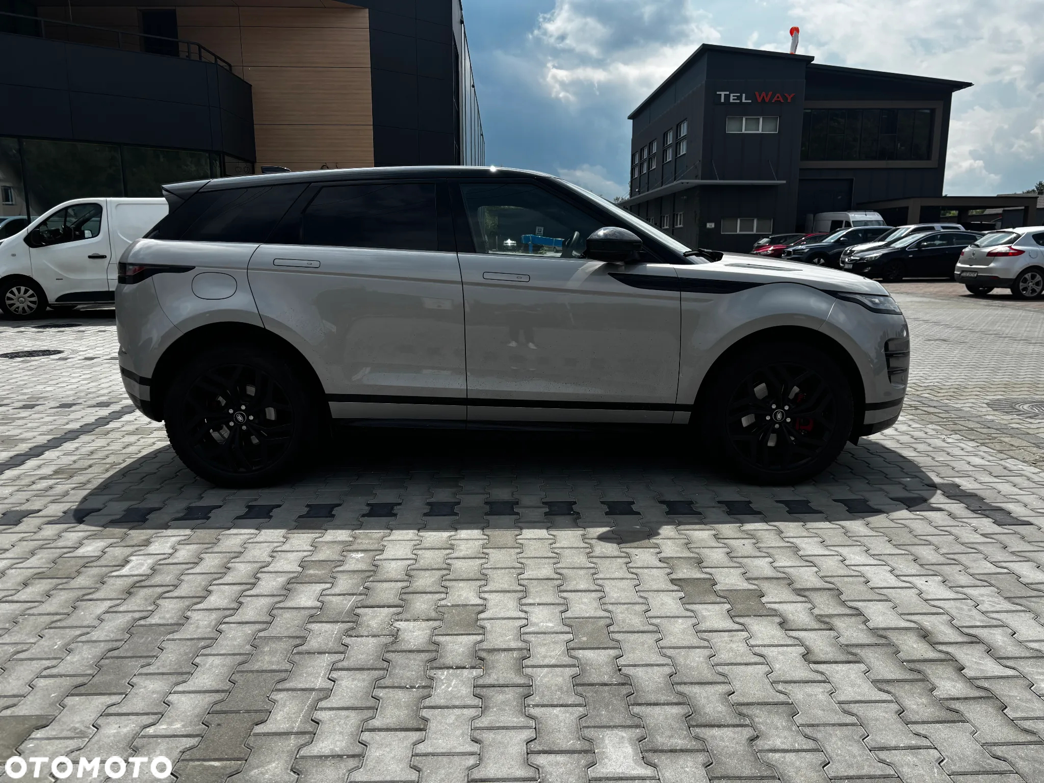 Land Rover Range Rover Evoque - 9