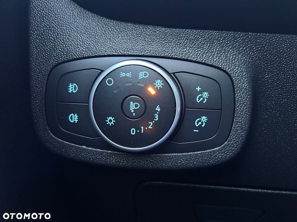 Ford Fiesta 1.1 S&S COOL&CONNECT - 19