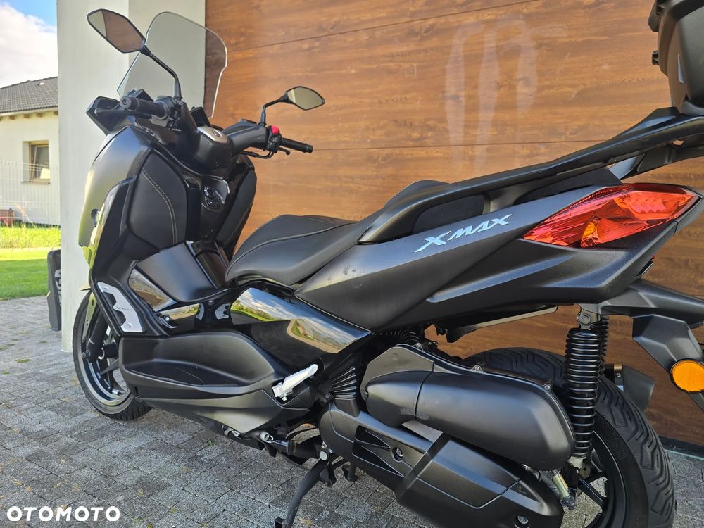 Yamaha X-max - 15