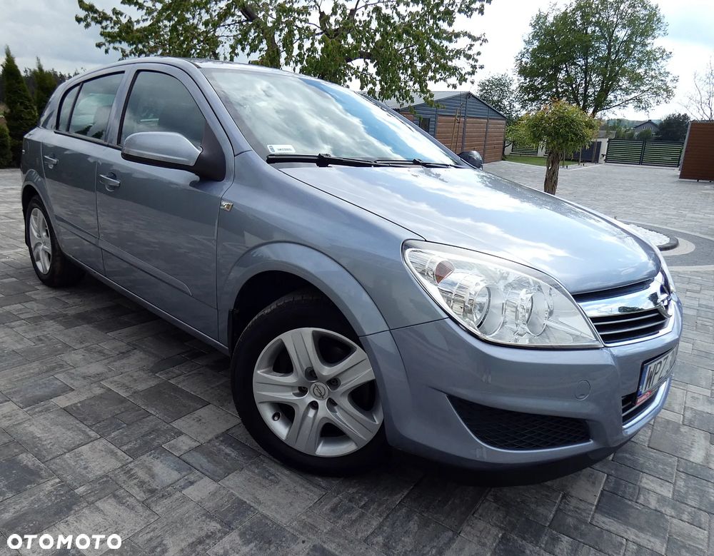 Opel Astra 1.4 Sport - 26
