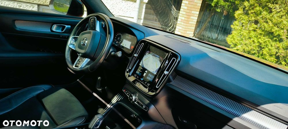 Volvo XC 40 T4 R-Design - 12