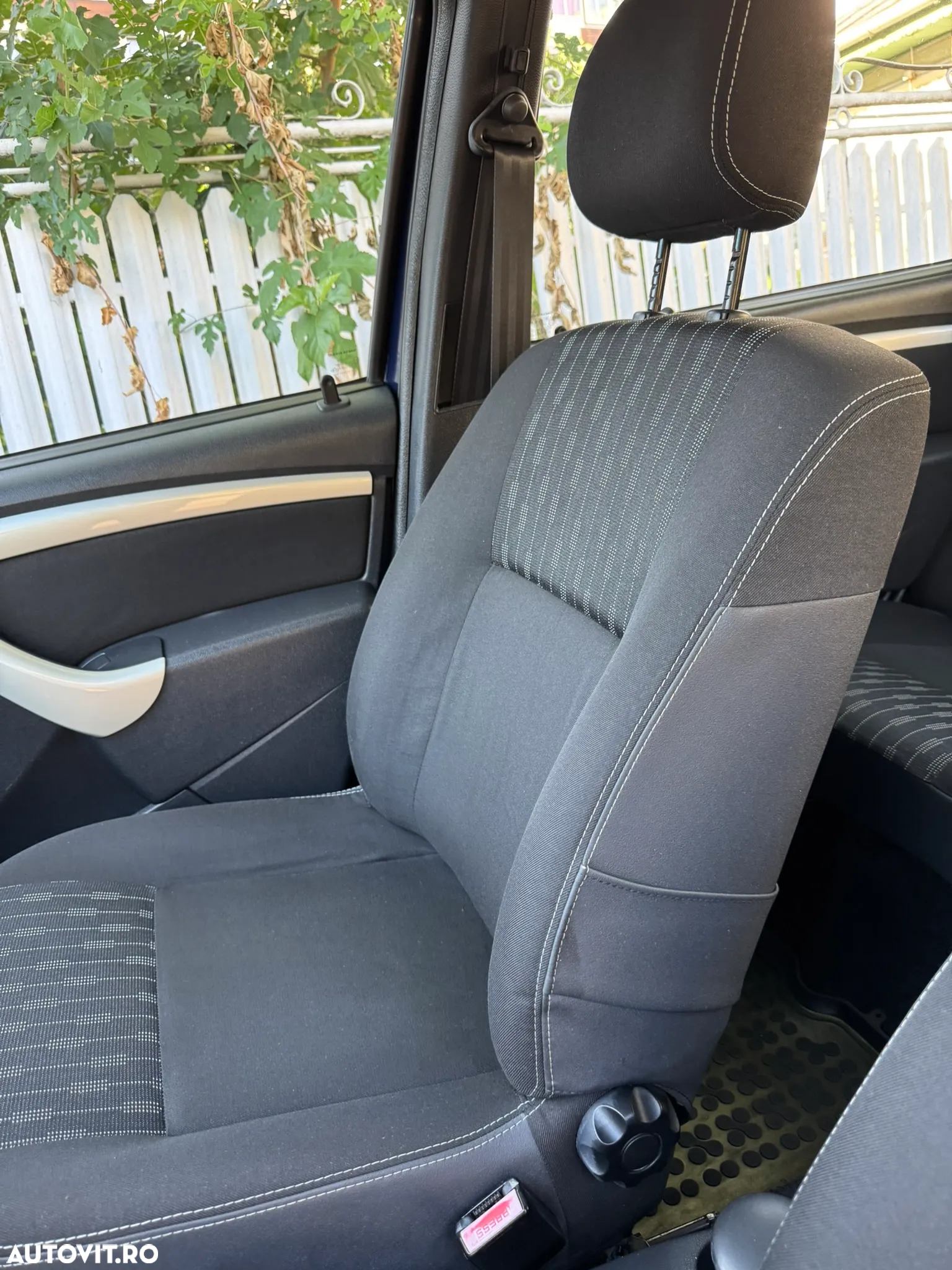 Dacia Logan - 4