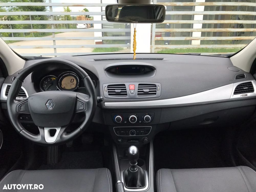 Renault Megane 1.5 dCI Color Edition - 6
