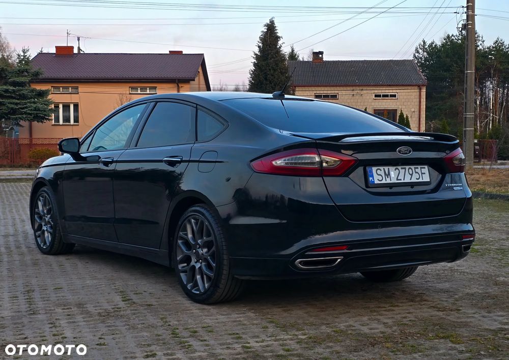 Ford Fusion - 9