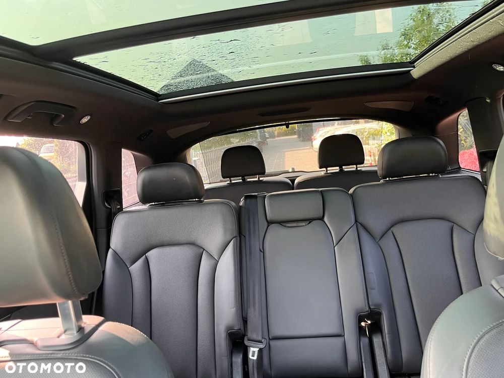 Audi Q7 55 TFSI mHEV Quattro S Line Tiptr - 12