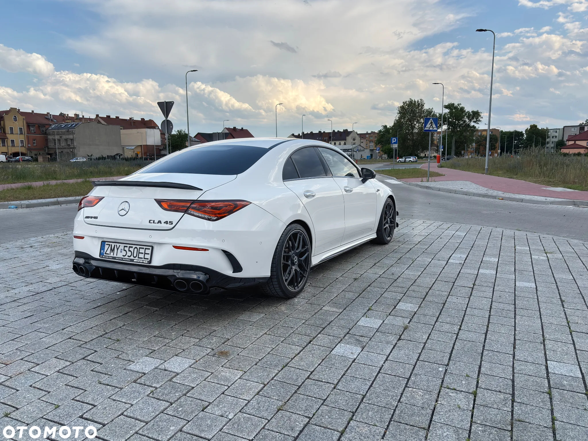 Mercedes-Benz CLA AMG 45 4-Matic 8G-DCT - 12
