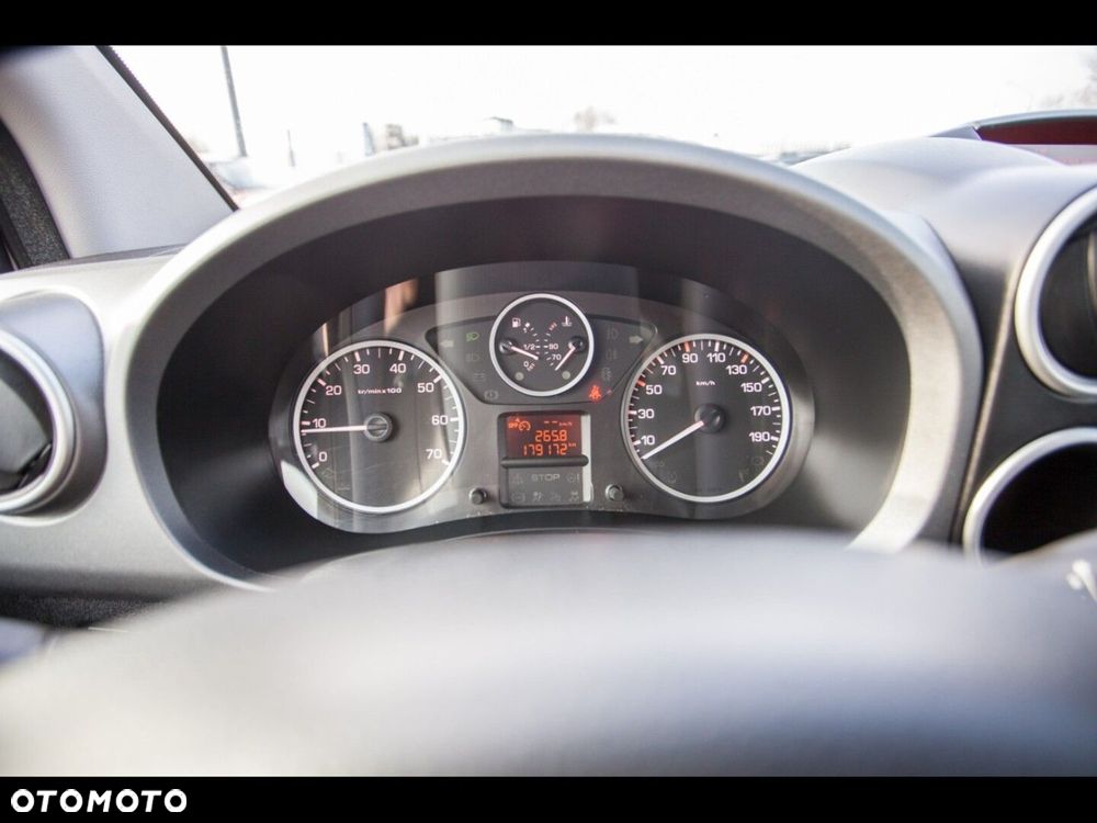 Peugeot Partner - 16