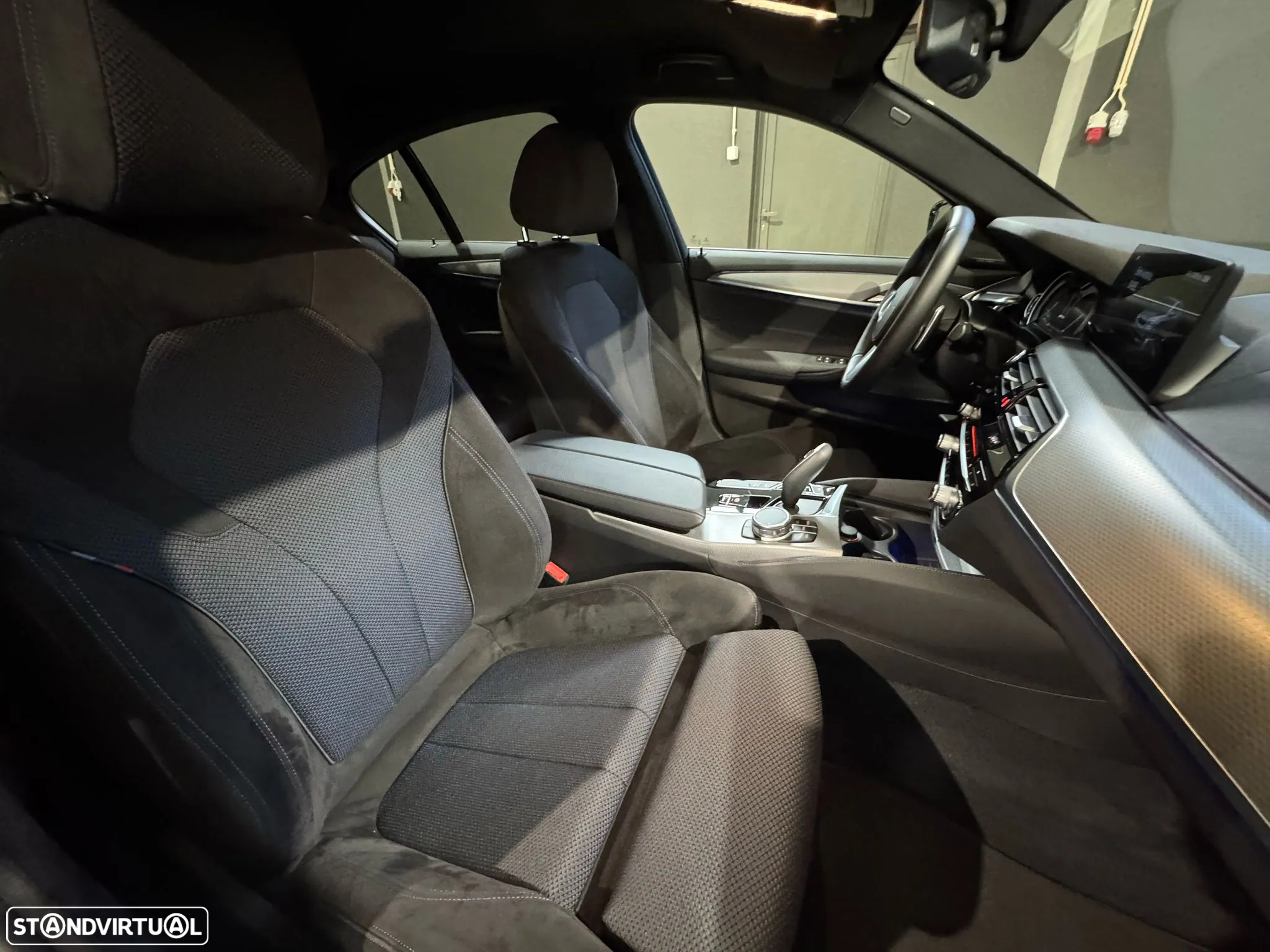 BMW 530 e iPerformance Pack M - 16