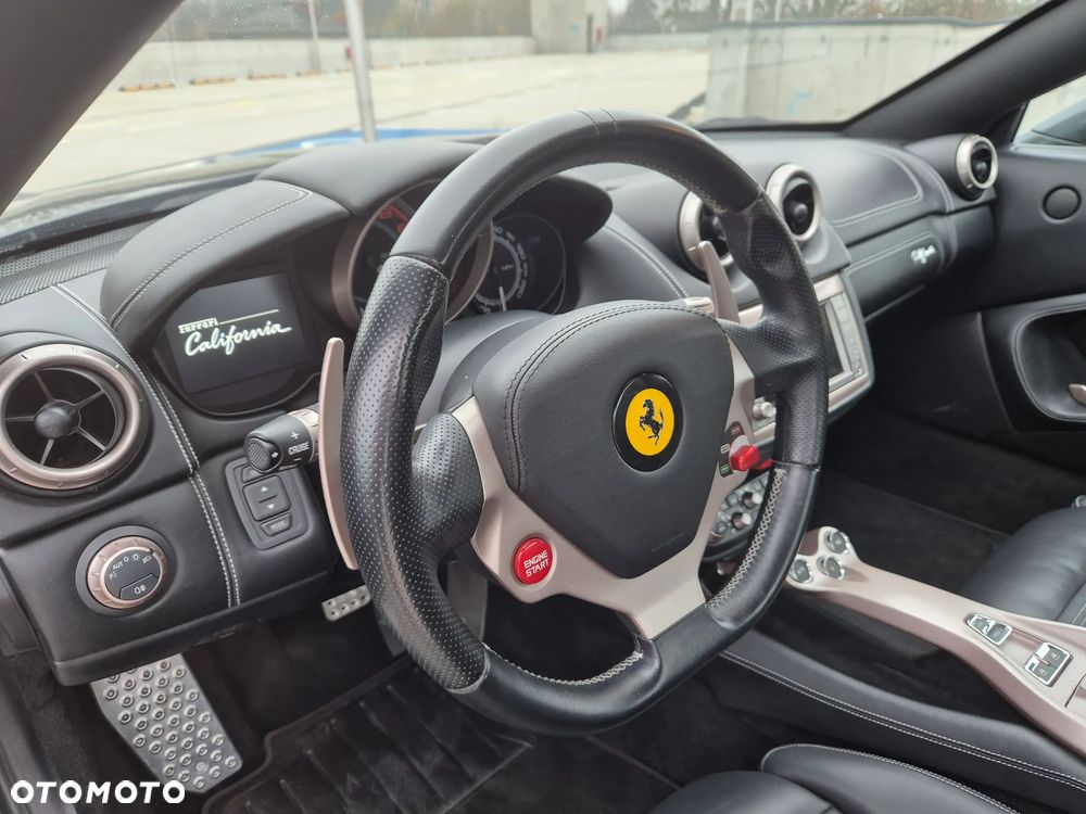 Ferrari California F1 DCT - 28