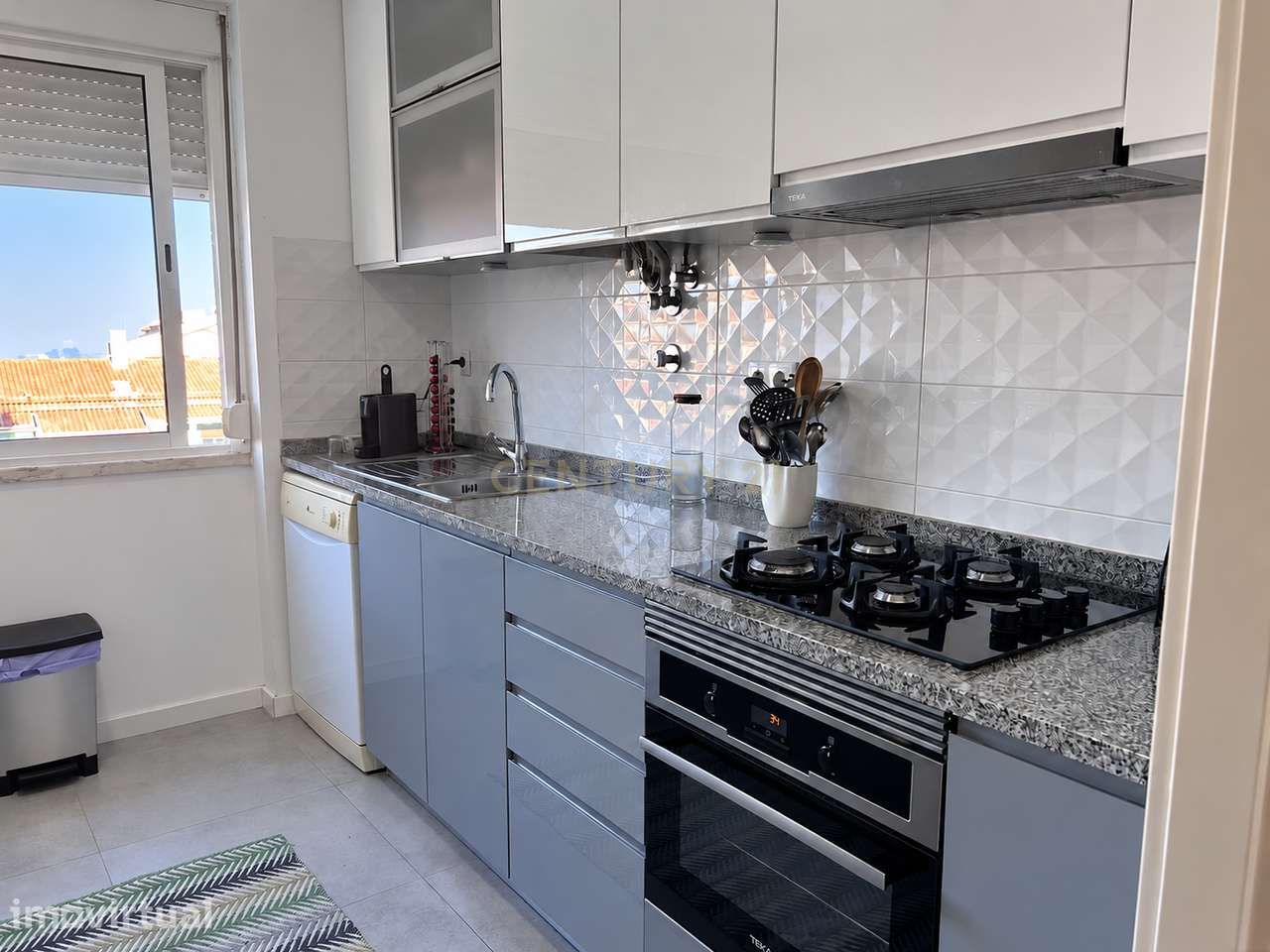 Apartamento T1 Renovado - Grande imagem: 4/21