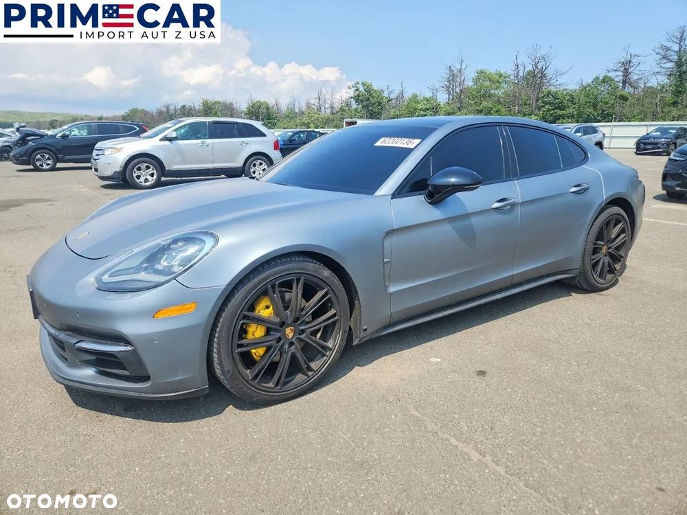 Porsche Panamera - 2
