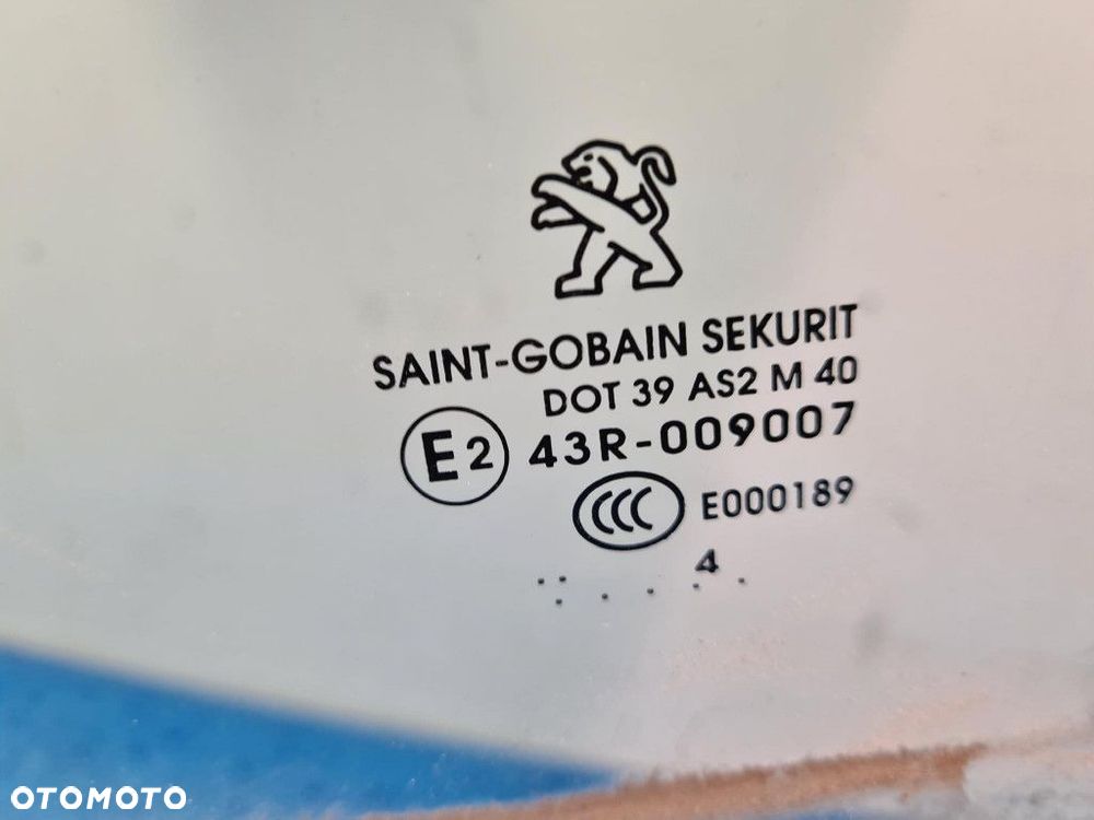 PEUGEOT 2008 I SZYBA DRZWI PRZÓD LEWA - 2