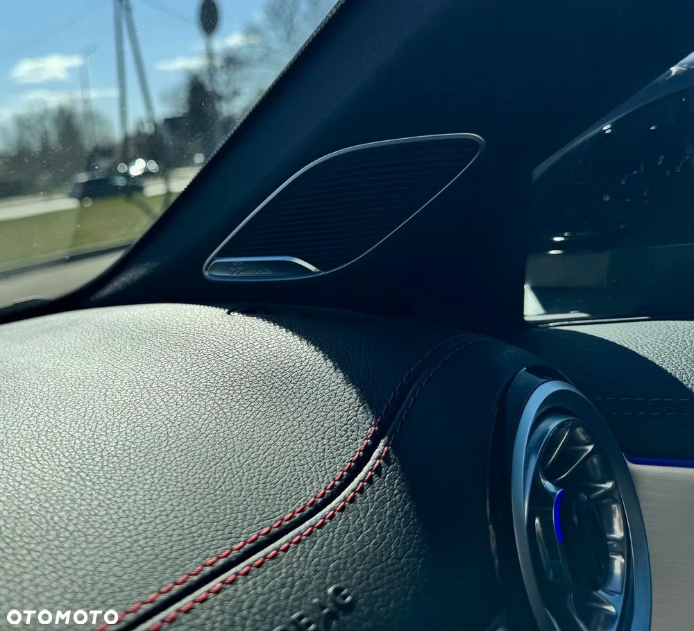 Mercedes-Benz CLA 250 4-Matic AMG Line 7G-DCT - 32