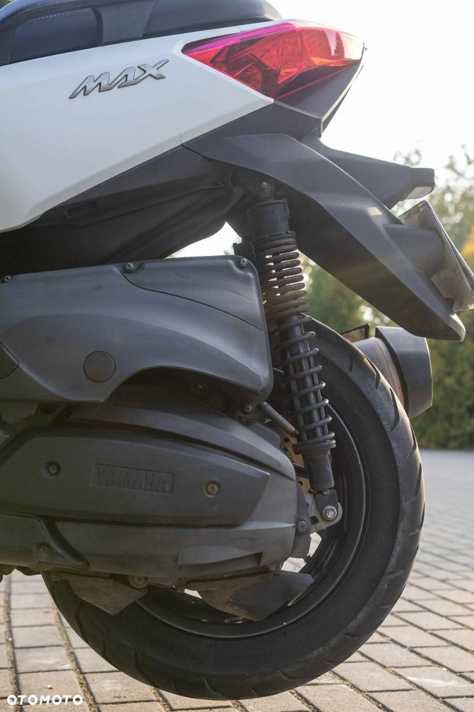 Yamaha X-max - 26
