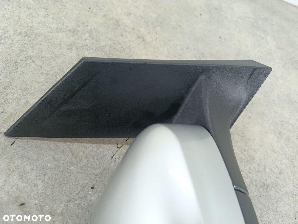 LUSTERKO PRAWE FORD FOCUS II FL 03 - 6