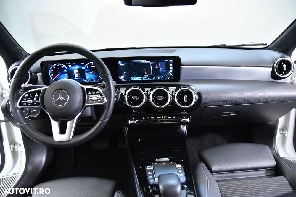 Mercedes-Benz A 200 d Sedan Aut. - 10