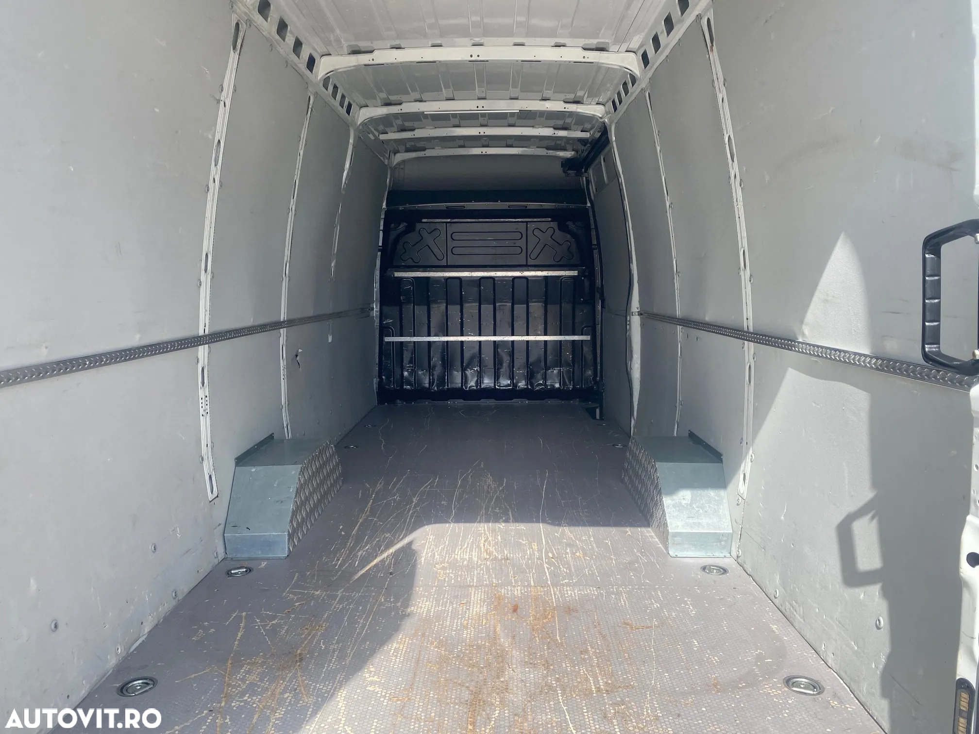 Iveco DAILY - 8