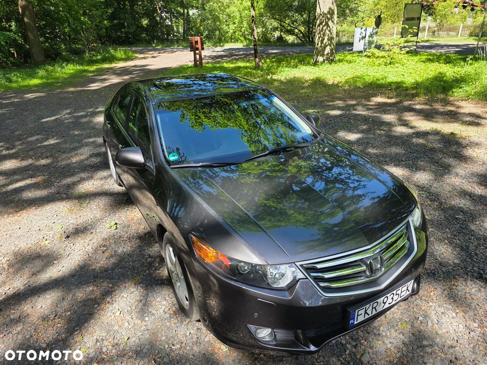 Honda Accord 2.4 Executive - 11
