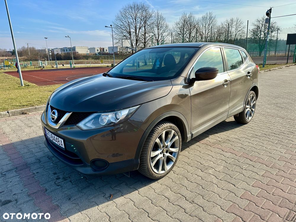 Nissan Qashqai - 1