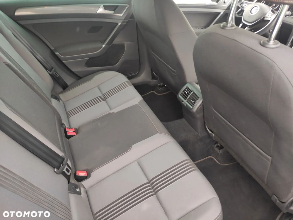 Volkswagen Golf 1.6 TDI BlueMotion Technology Allstar - 18